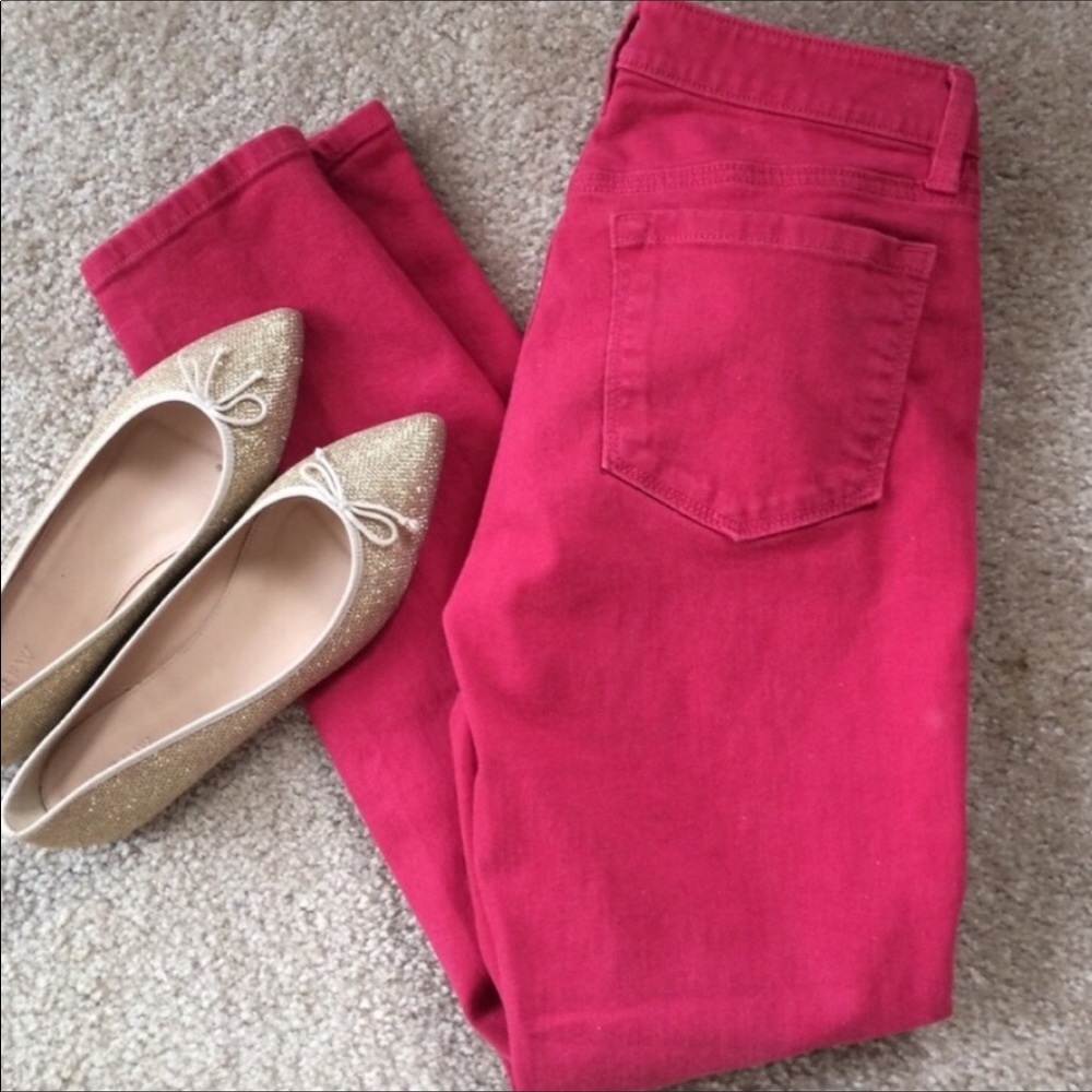 Holiday ready LOFT Red skinny jeans size 2